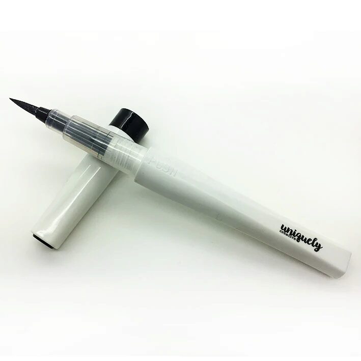 Uniquely Creative Sparkle Brush - Black